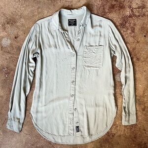 Abercrombie and Fitch boyfriend button up